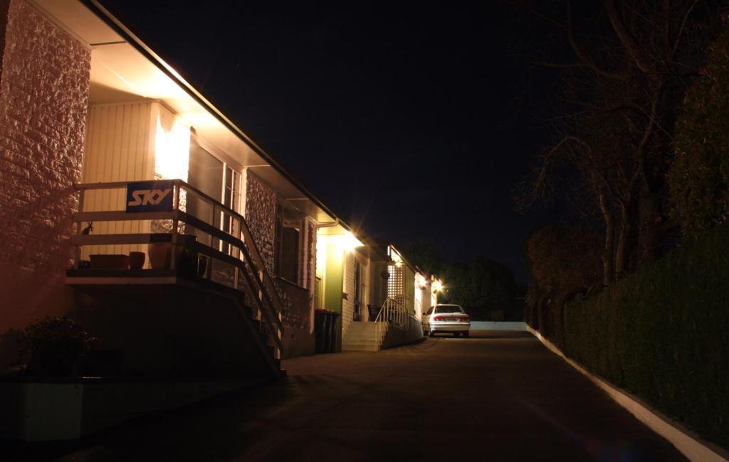 12 White Star Motel ทิมารู ภายนอก รูปภาพ